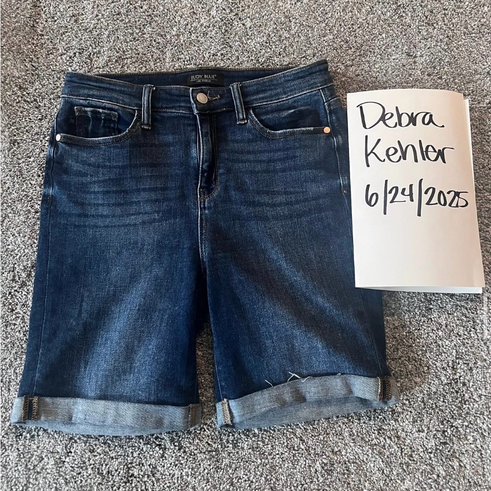 Judy Blue Dark Blue Bermuda shorts